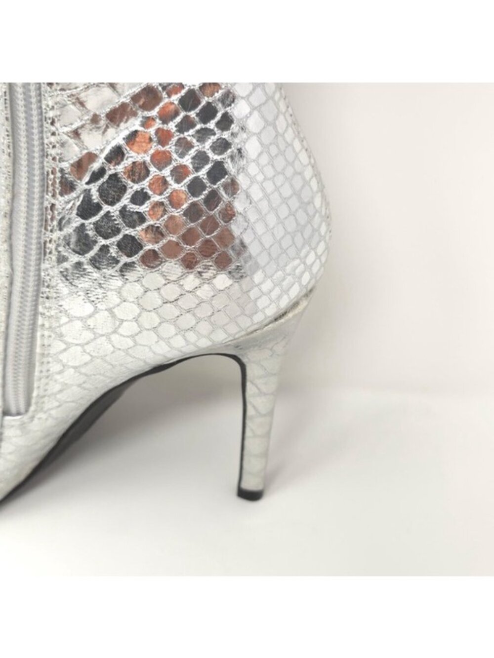 INC Jelpp Silver Snake Tall Knee High Stiletto Boots Size 8.5M - Picture 6 of 10
